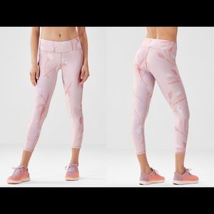 Fabletics Mid-Rise Printed PowerHold Capri